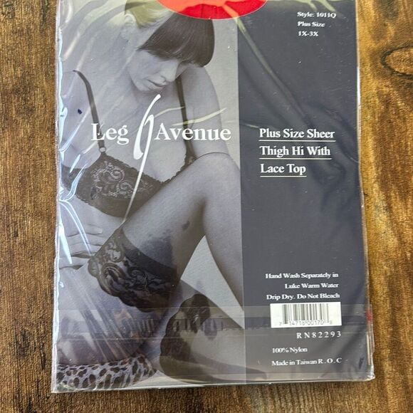 Set of 2 Leg Avenue *New*Thigh Hi Lace Top plus size 1x-3x 1011Q red/nude nylon - Picture 3 of 6